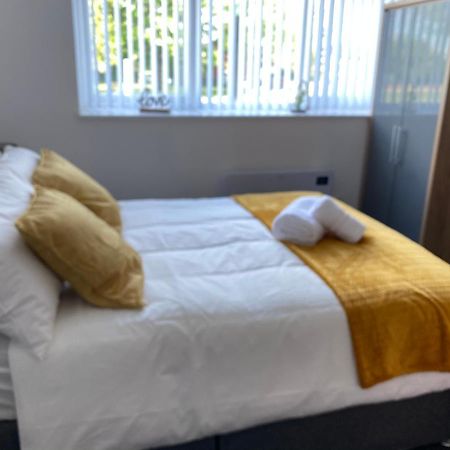 2A Spv Double En-Suite Room Wakefield Esterno foto