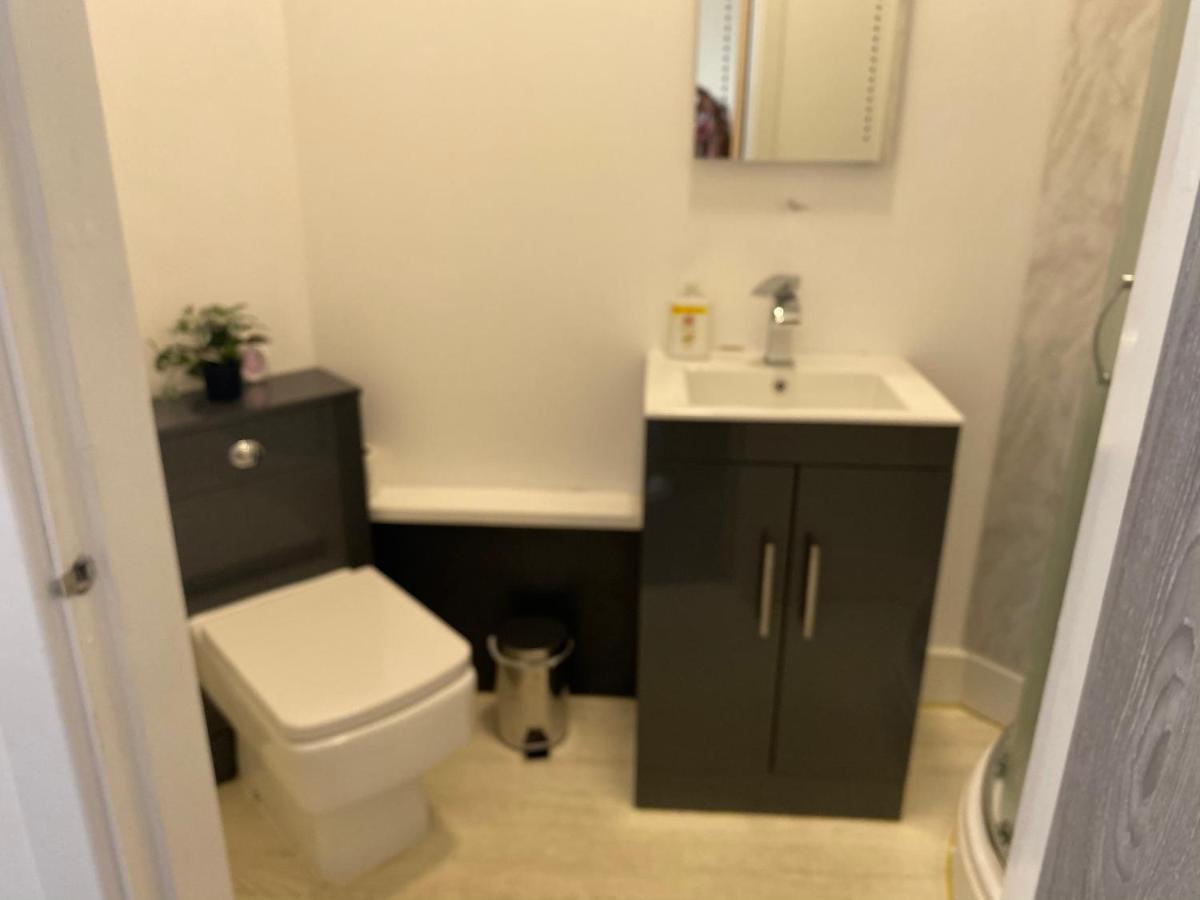 2A Spv Double En-Suite Room Wakefield Esterno foto